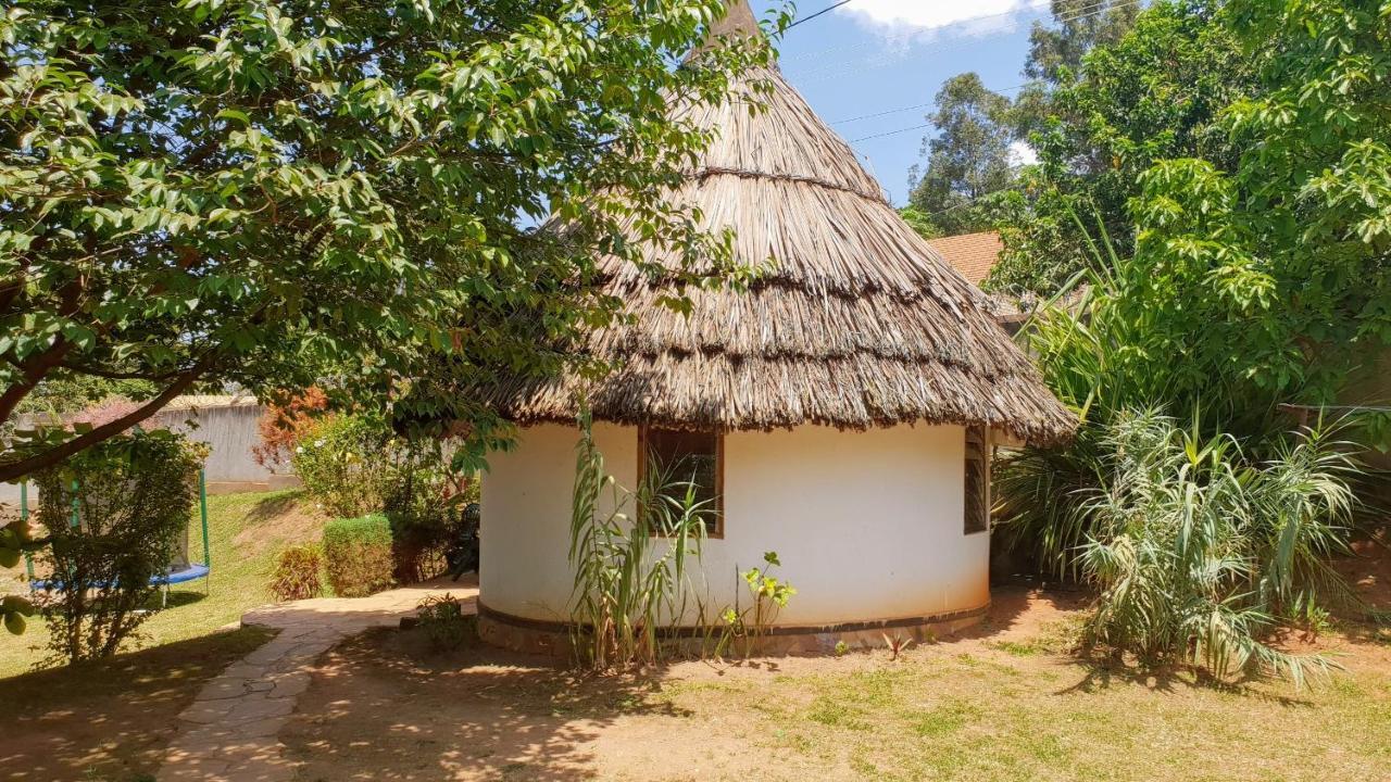 Banda Lodge Masaka Exterior foto