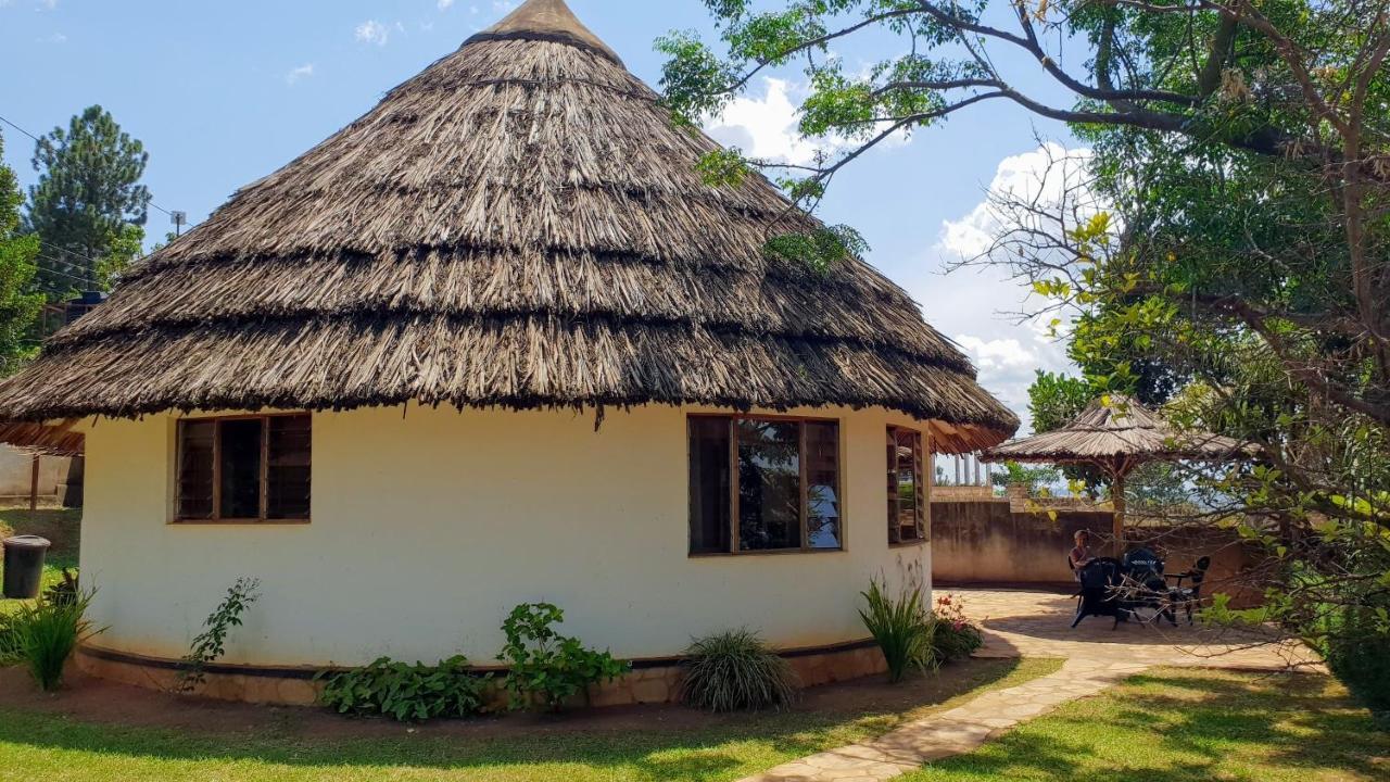 Banda Lodge Masaka Exterior foto