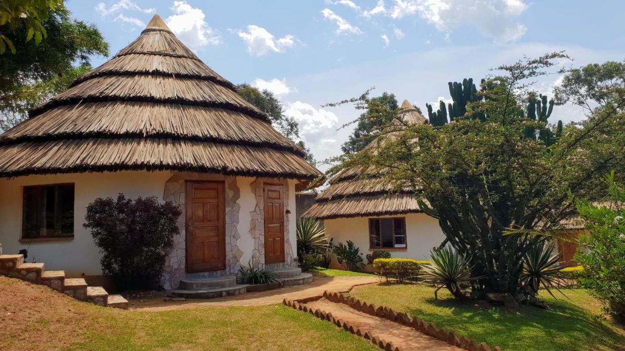 Banda Lodge Masaka Exterior foto